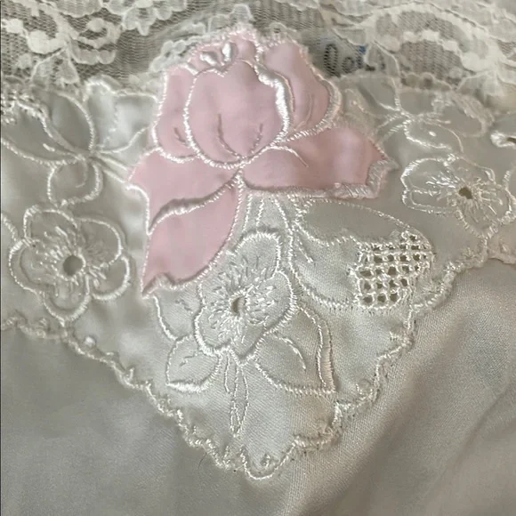 Vintage Gilead Satin Lace Romper Nightie Small Made in USA - Picture 4 of 8